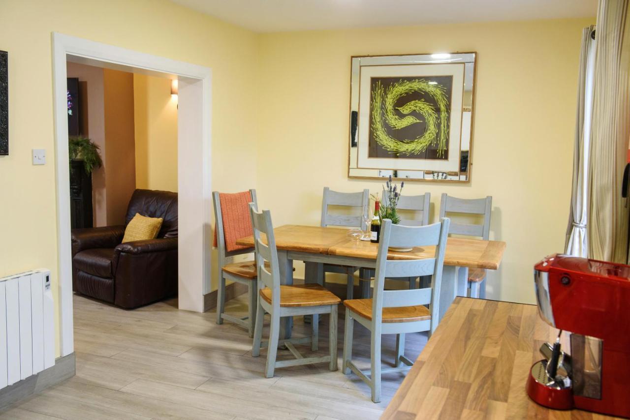 Waterfront Self Catering Houses Carrick-on-Shannon Екстер'єр фото
