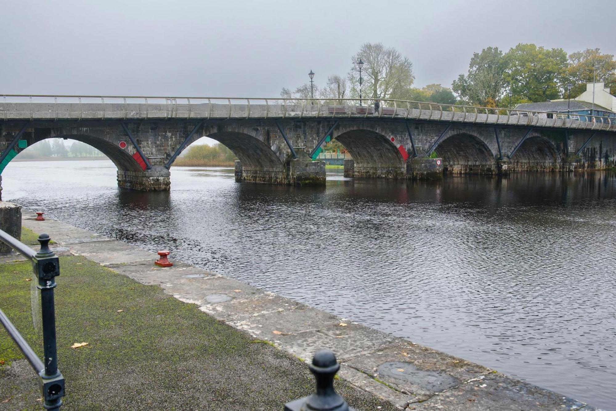 Waterfront Self Catering Houses Carrick-on-Shannon Екстер'єр фото