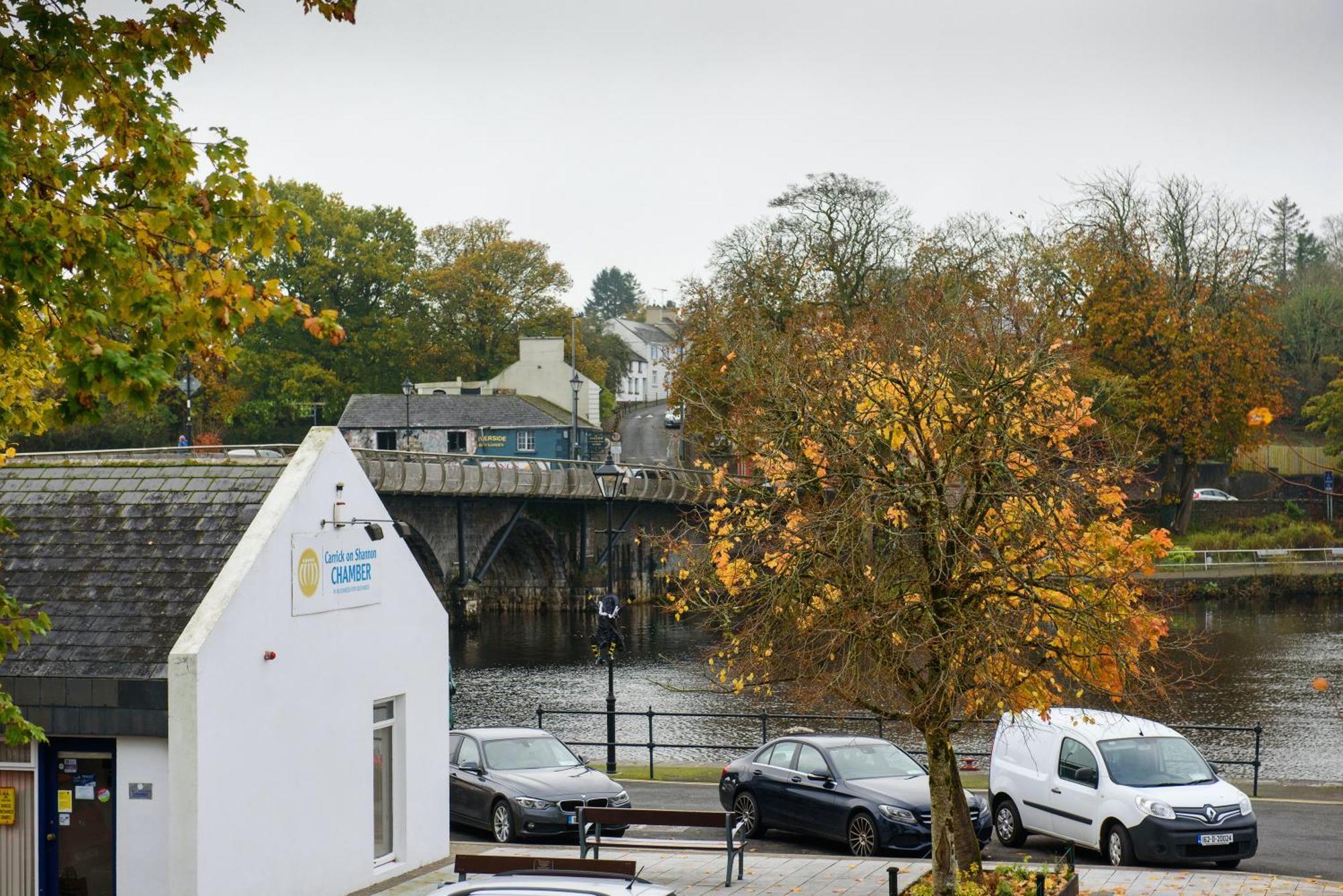 Waterfront Self Catering Houses Carrick-on-Shannon Екстер'єр фото