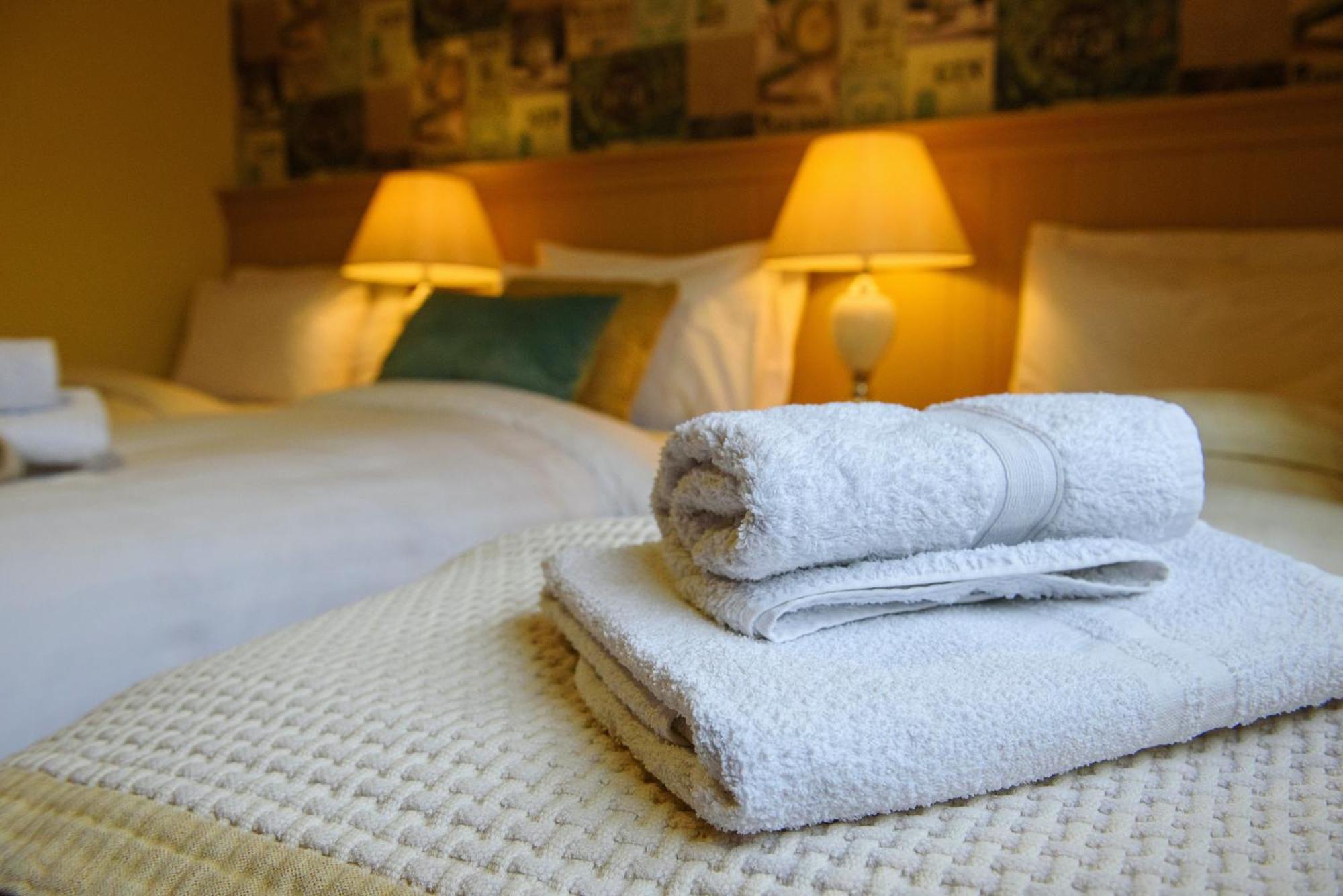 Waterfront Self Catering Houses Carrick-on-Shannon Екстер'єр фото